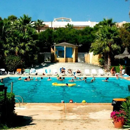 Hotel Milu Beach Club 4*
