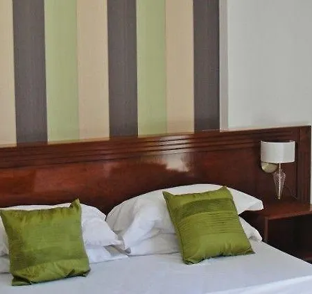 Hotel Milu Beach Club